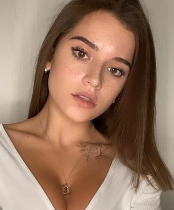 Слив Анна Комарова