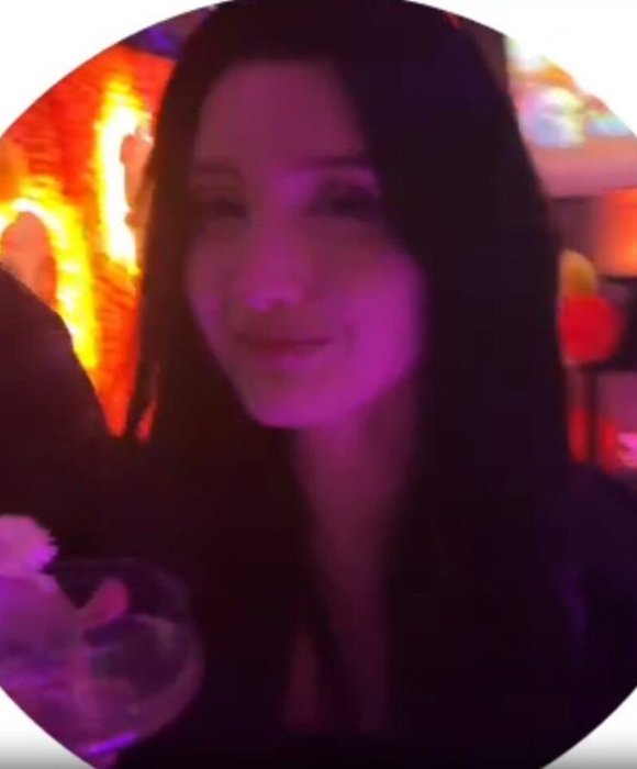 Голая Iceicell